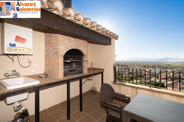 Ático a la venta en La Zubia ¡en rentabilidad! — 2