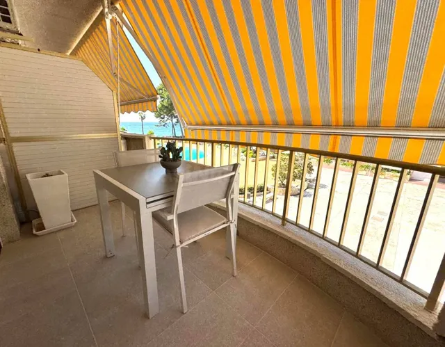 APARTAMENTO de una habitación en ALQUILER TEMPORAL. AMUEBLAD - foto 5