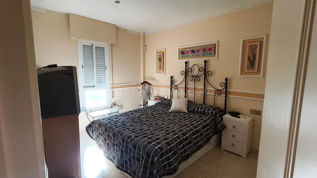 ¡Tu nuevo hogar en Cabra te espera! Perfecto piso de 3 habit - foto 3