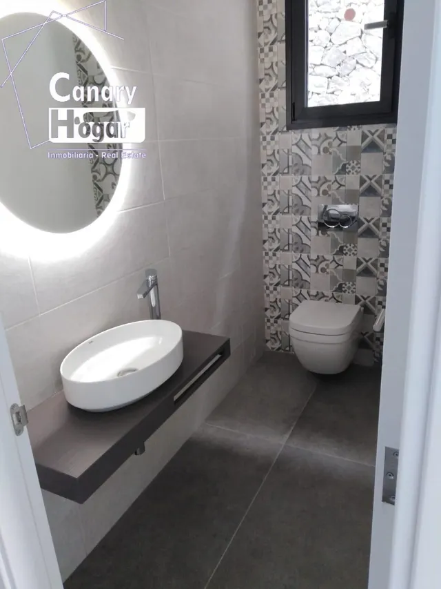 Se vende preciosa Villa  Roque del Conde para estrenar — 27