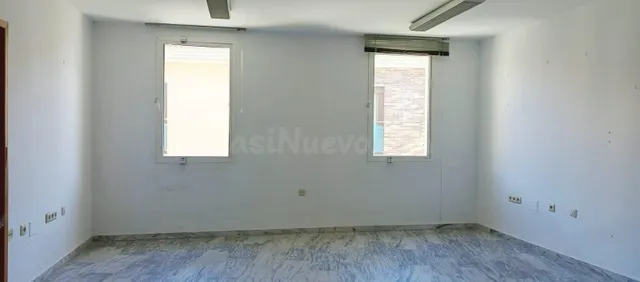 🎉🏢 ¡OPORTUNIDAD EN ALQUILER EN EL CENTRO DE MÉRIDA! 🏢🎉 - foto 2