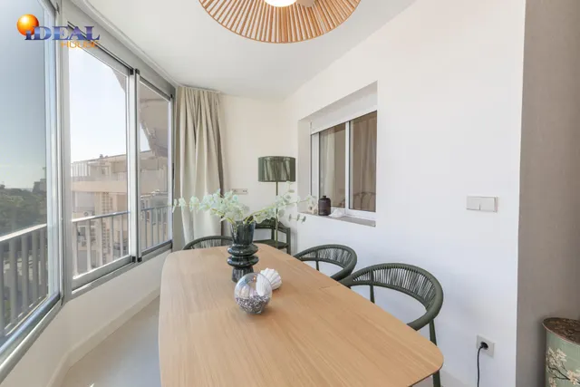 ¡exclusivo apartamento en primera linea de playa con reforma integral de alta gama! — 14