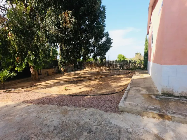 FANTÁSTICA CASA DE CAMPO CON CASITA DE MADERA PARA INVITADOS - foto 4