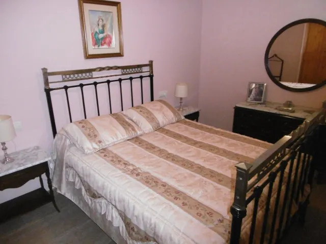 Casa de pueblo, reformada en su totalidad el 2005, apta para entrar a vivir, — 11