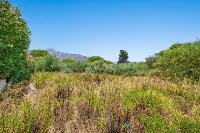 Parcela 1165m² en venta - Marbella — 2