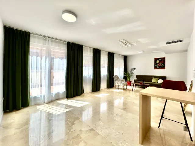 Piso 1 habitación 84m² en venta - Altozano — 33