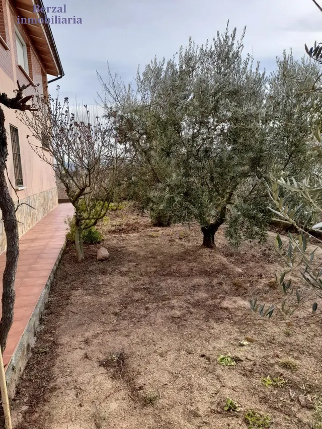 Magnifica casa, con más de dos mil metros de terreno. — 48