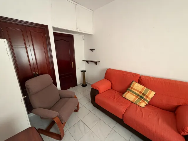 En venta vivienda de tres dormitorios en zona carlos iii — 4