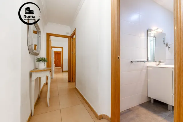 Piso de 87 m2 con 3 dormitorios en Pedro Antonio de Alarcón 27, junto a Recogidas — 15