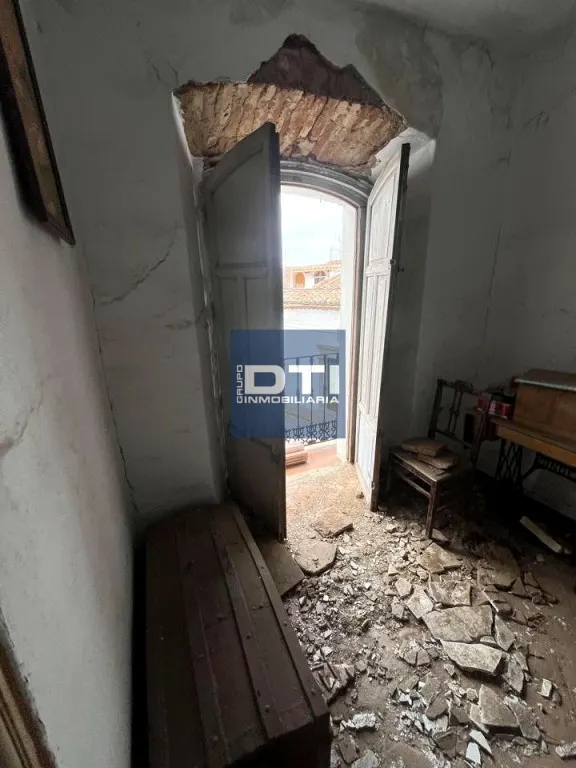 CASA DE PUEBLO EN EL CENTRO DE CORTEGANA — 27