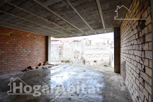 Gran patio privado y proyecto para diseñar tu casa unifamiliar en el centro urbano — 36