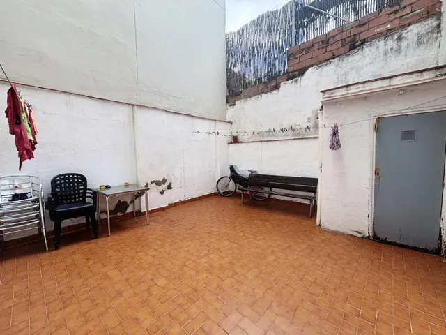 Planta Baja en Sants, Barcelona - foto 4