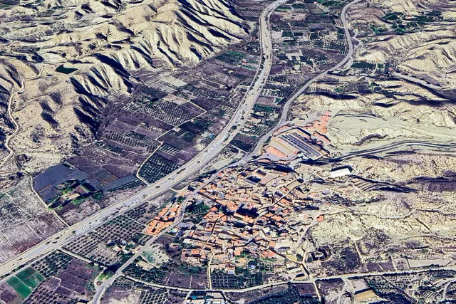 Terreno con Cortijo en Alsodux — 21