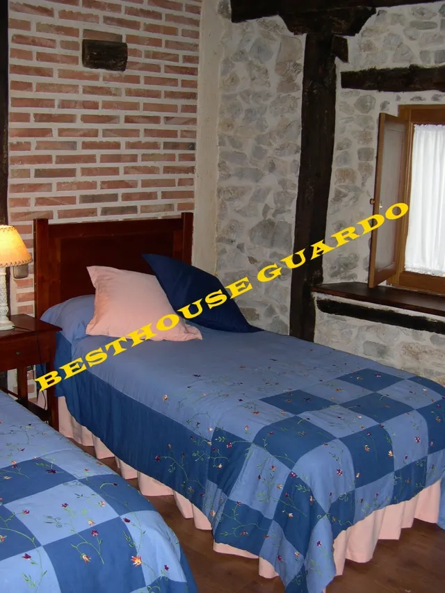 HOTEL RURAL TRES ESTRELLAS — 24