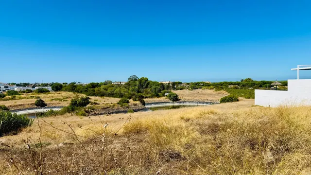PARCELA URBANA DE 800 M2 EN URBANIZACIÓN MARTÍN MIGUEL - foto 5