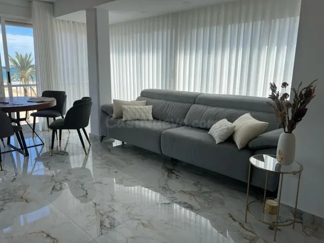 APARTAMENTO PRIMERA LINEA PLAYA DE GANDIA