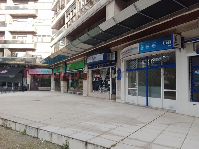 LOCAL COMERCIAL EN PIZARRO — 21