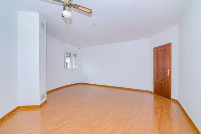 Chalet en venta en la mejor zona de ATARFE — 13