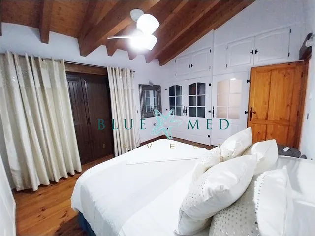 Sorprendente casa de campo con 4 dormitorios y 3 baños. — 32