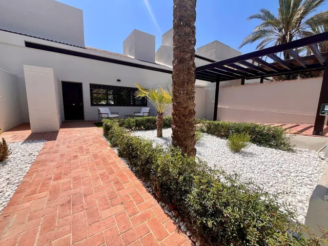 Chalet adosado de una sola planta con piscina privada a la venta en Golf Resort-Sucina(Murcia) — 4