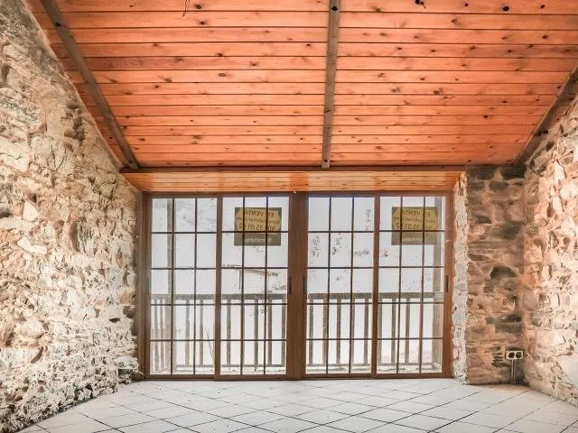 EDIFICIO HOSTELERO EN BUSMAYOR — 3