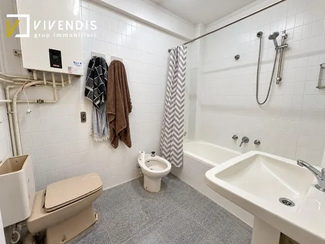 PISO EN VENTA - RAMBLA FERRAN — 24
