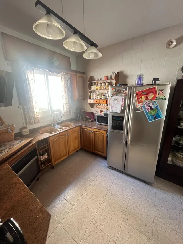 GRAN CASA MUY AMPLIA Y LUMINOSA EN ADRA - foto 2