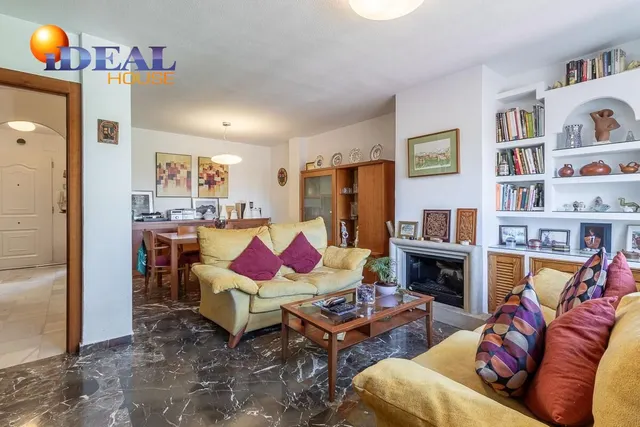 CASA PAREADA EN LA ZUBIA CON PISCINA, ZONA DE BARBACOA Y JARDÍN — 13