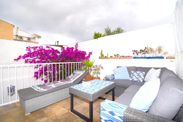 Casa de pueblo con terraza en Muro