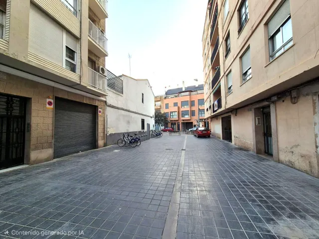AMPLIO LOCAL COMERCIAL EN  ZONA BENICALAP DE UNOS 200 METROS — 14