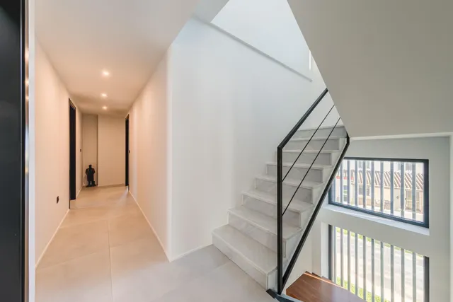 Exclusividad, diseño y privacidad en una de las mejores zonas residenciales de Sevilla — 32
