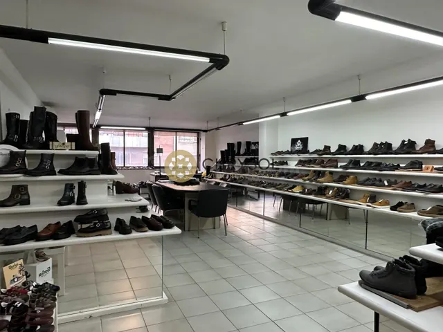 Oficina en venta en C/Calabria. - foto 2