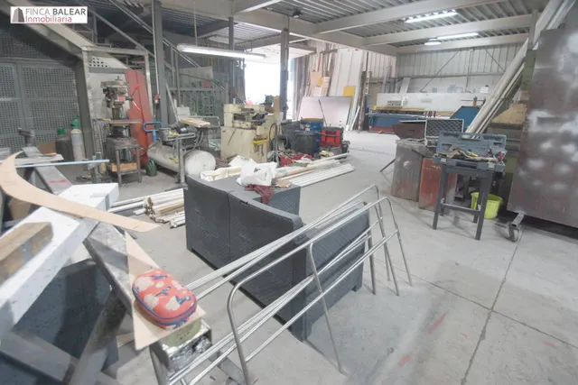Nave industrial 3 habitaciones 430m² en venta - Sa Indiotería - Son Castelló — 17