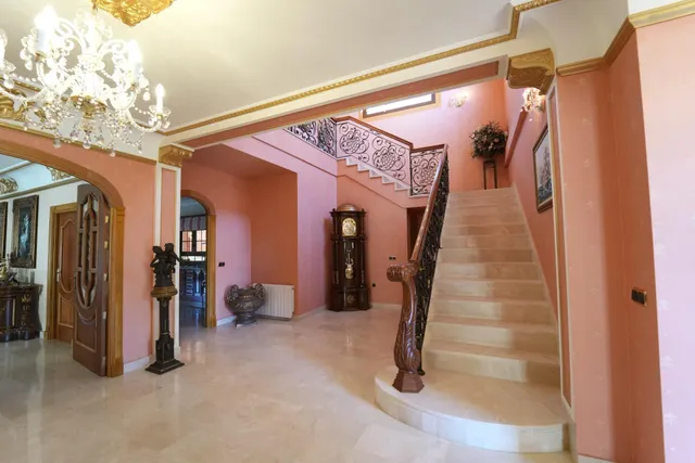 Villa 8 habitaciones 734m² en venta - Campoamor — 46