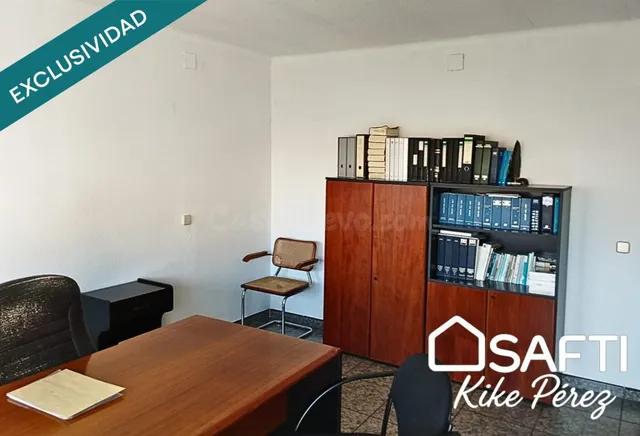 Oficina en Terrassa centro con opción a vivienda. - foto 2
