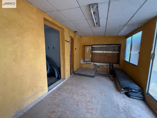 Chalet con 2 viviendas y amplia parcela en la Alcoraya — 46