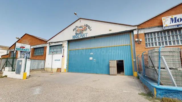 Nave industrial en venta en Zaragoza, Azucarera | 663 m2 y g