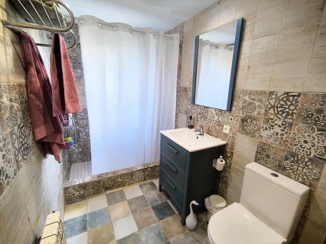 Precioso chalé unifamiliar aislado con piscina y amplio garaje — 23