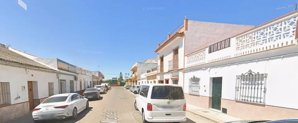 ALMACEN EN TOCINA