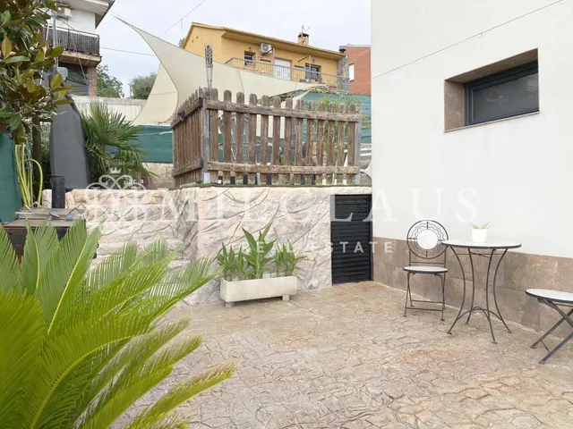 Casa o chalet independiente en venta en Calle d'Enric Morera — 14