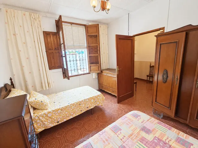 Casa independiente de 200 m2 con cinco habitaciones, dos cocinas y solárium en San José de la Vega — 11