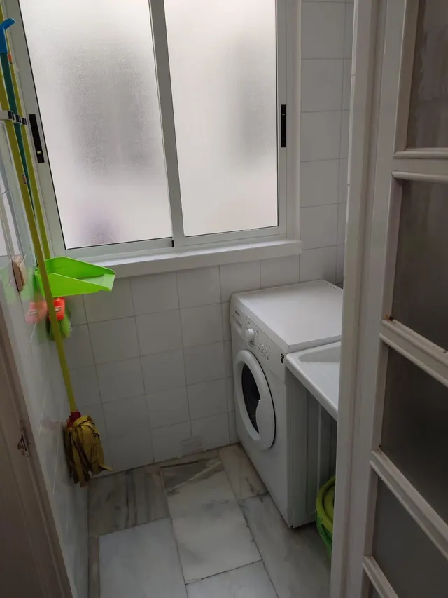 Apartamento de 2 dormitorios con parking a 100 metros de Playa de Los Locos — 14