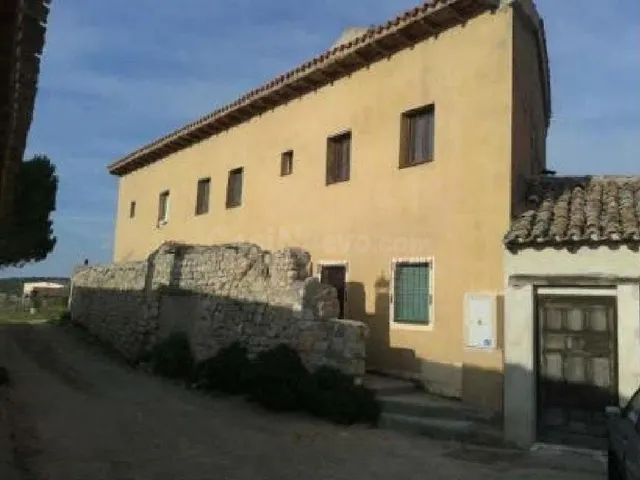 EDIFICIO EN VENTA EN AMPUDIA - foto 4