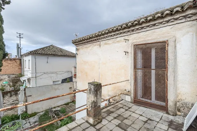 Casa con Parcela a Reformar en Granada — 26