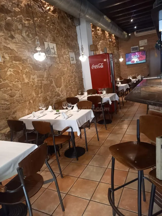 Restaurante Cafetería en el centro peatonal de Sant Feliu a 
