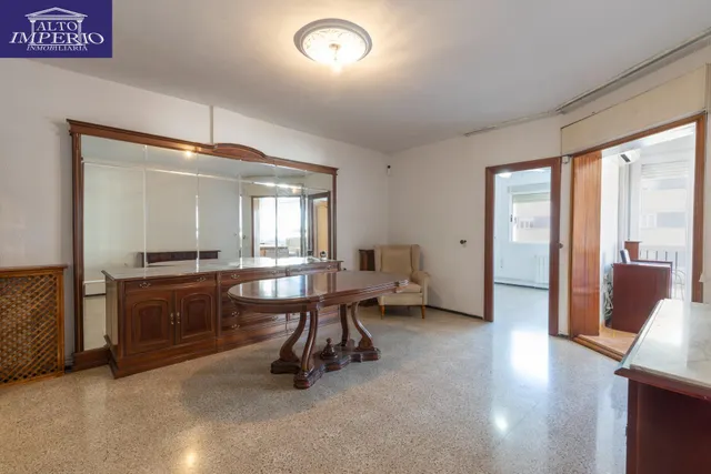 Estupendo piso  en la última planta en calle doctor azpitarte — 8