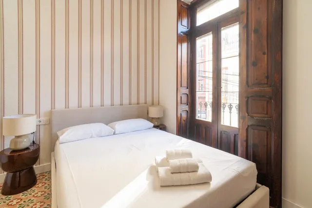 Elegancia junto al mar: fantástico piso reformado en el Cabanyal — 34