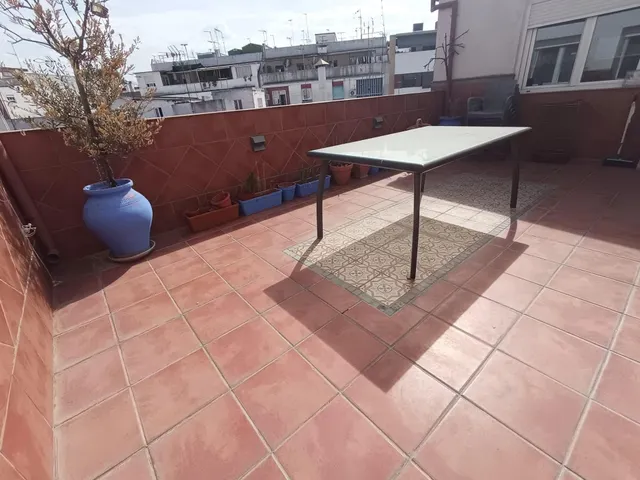 ATICO TOTALMENTE REFORMADO ZONA AVENIDA DE BARCELONA — 17