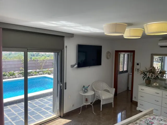 Preciosa casa en venta con piscina en Can Villalba — 50
