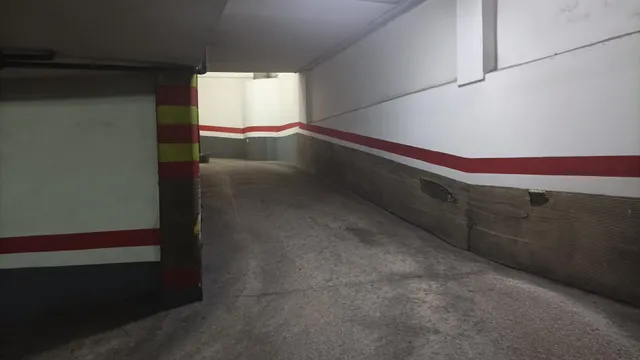 Parking en Benidorm zona Jaime I, 22 m2. — 2